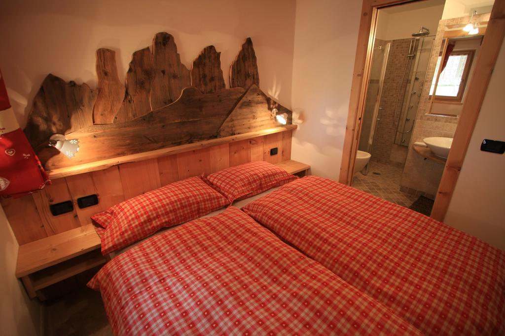 Chalet Pian Campitello di Fassa Rom bilde